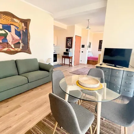 アパート Vista - With Terrace & Islands View バヴェーノ