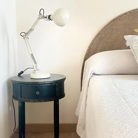 Vista - With Terrace & Islands View