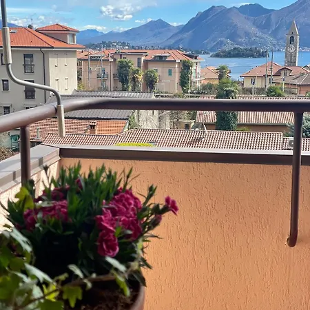 Vista - With Terrace & Islands View Appartamento