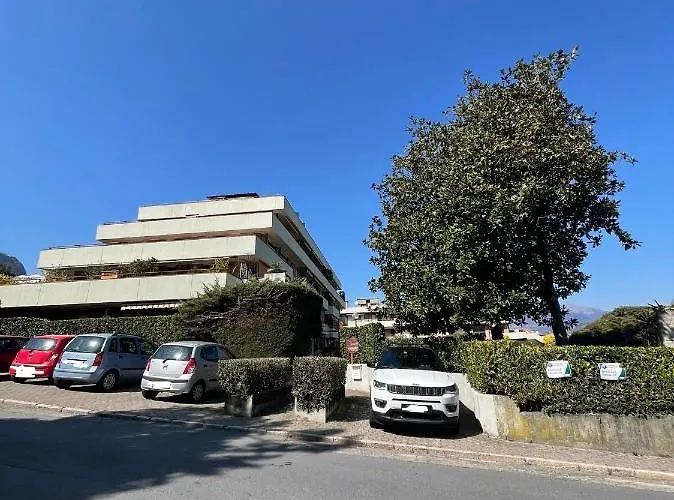 アパート Vista - With Terrace & Islands View バヴェーノ