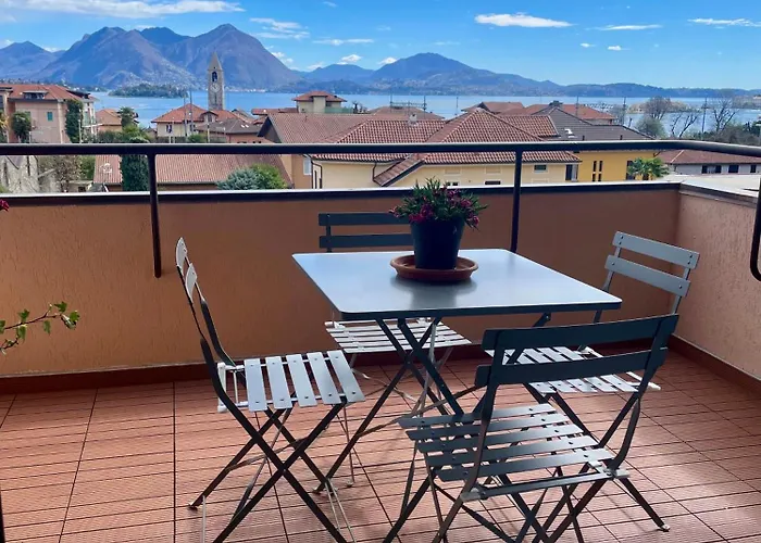 Vista - With Terrace & Islands View バヴェーノ